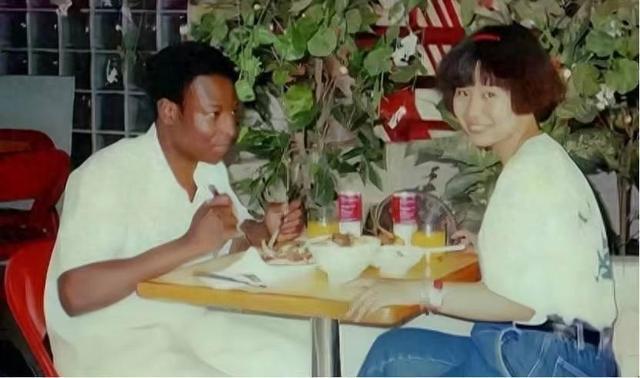 “难道这就是爱情的力量？”1996年，清华才女王丽红执意要嫁非洲，即使母亲以死相