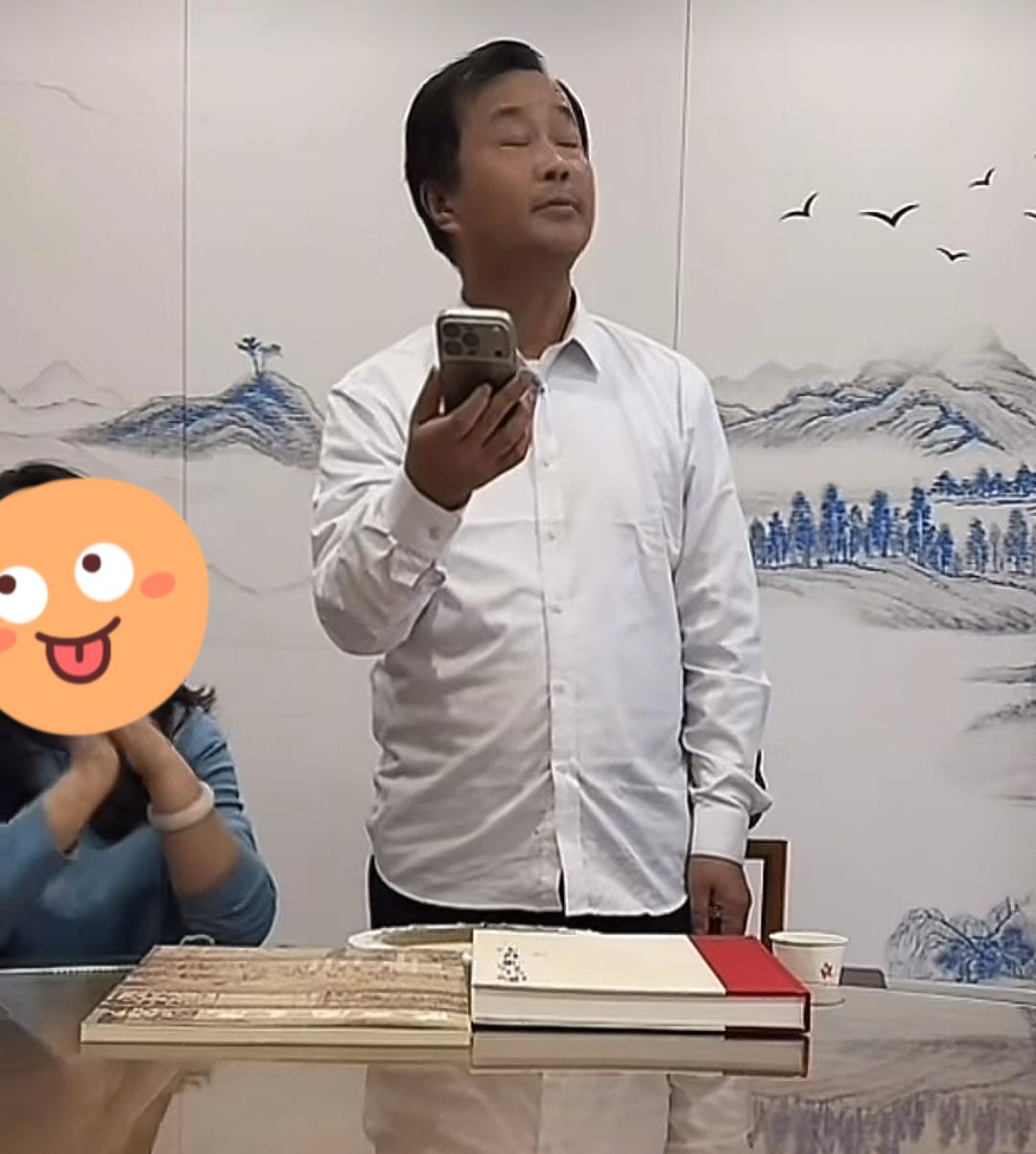 7年后的3月18日，沈巍再次来到陕西西安，依然如故，感受到陕西网亲对自己的厚爱，