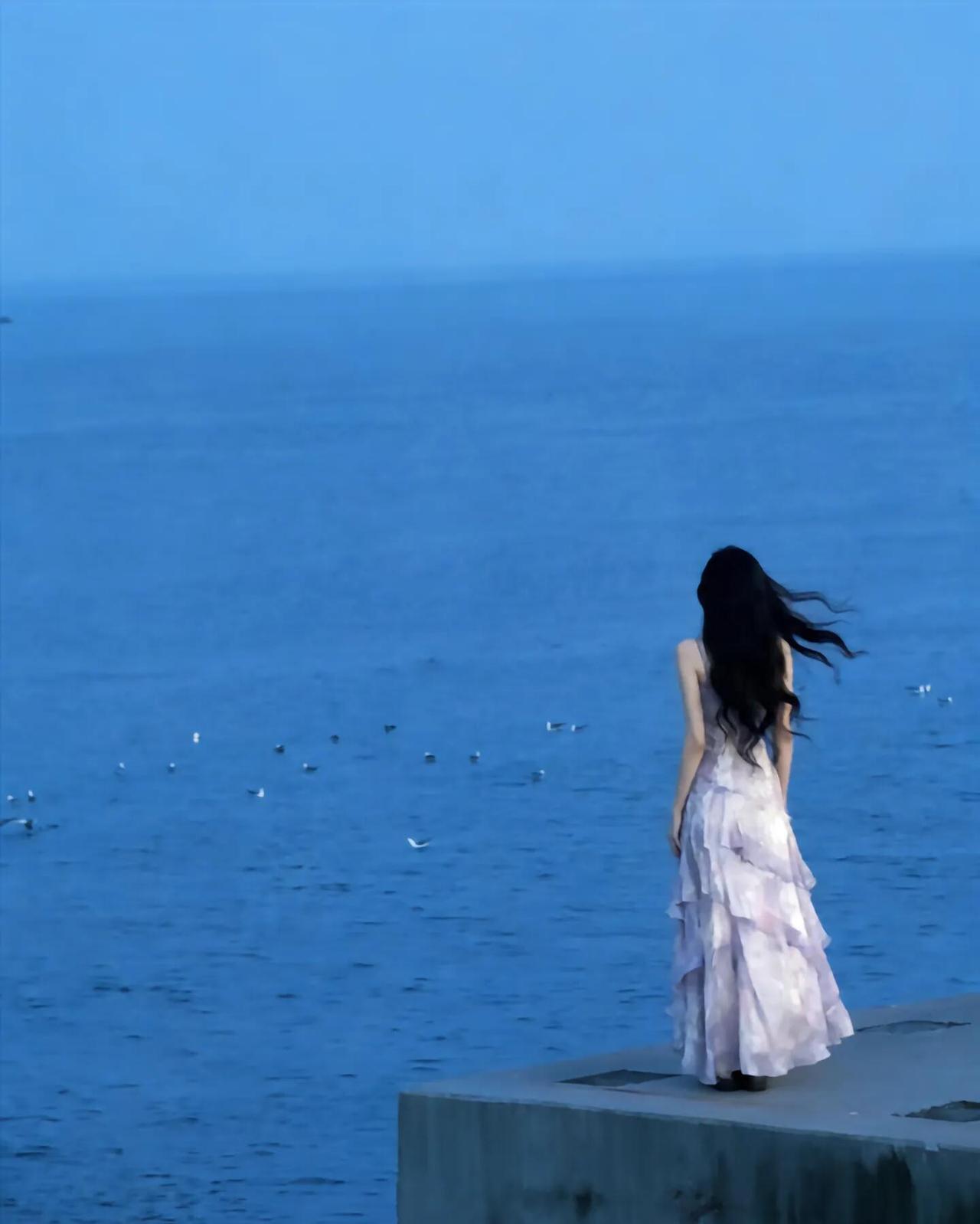 人这一辈子，

如果你把10万块钱，
花在子女身上，
他们会觉得这是你应该做的。
