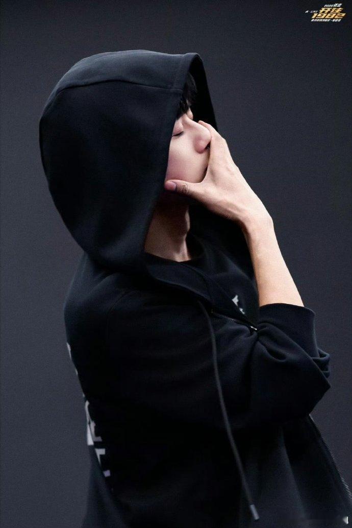 张杰张杰列车即将停靠成都张杰成都新春场官宣！九天嗨唱，已经开始倒计时了 