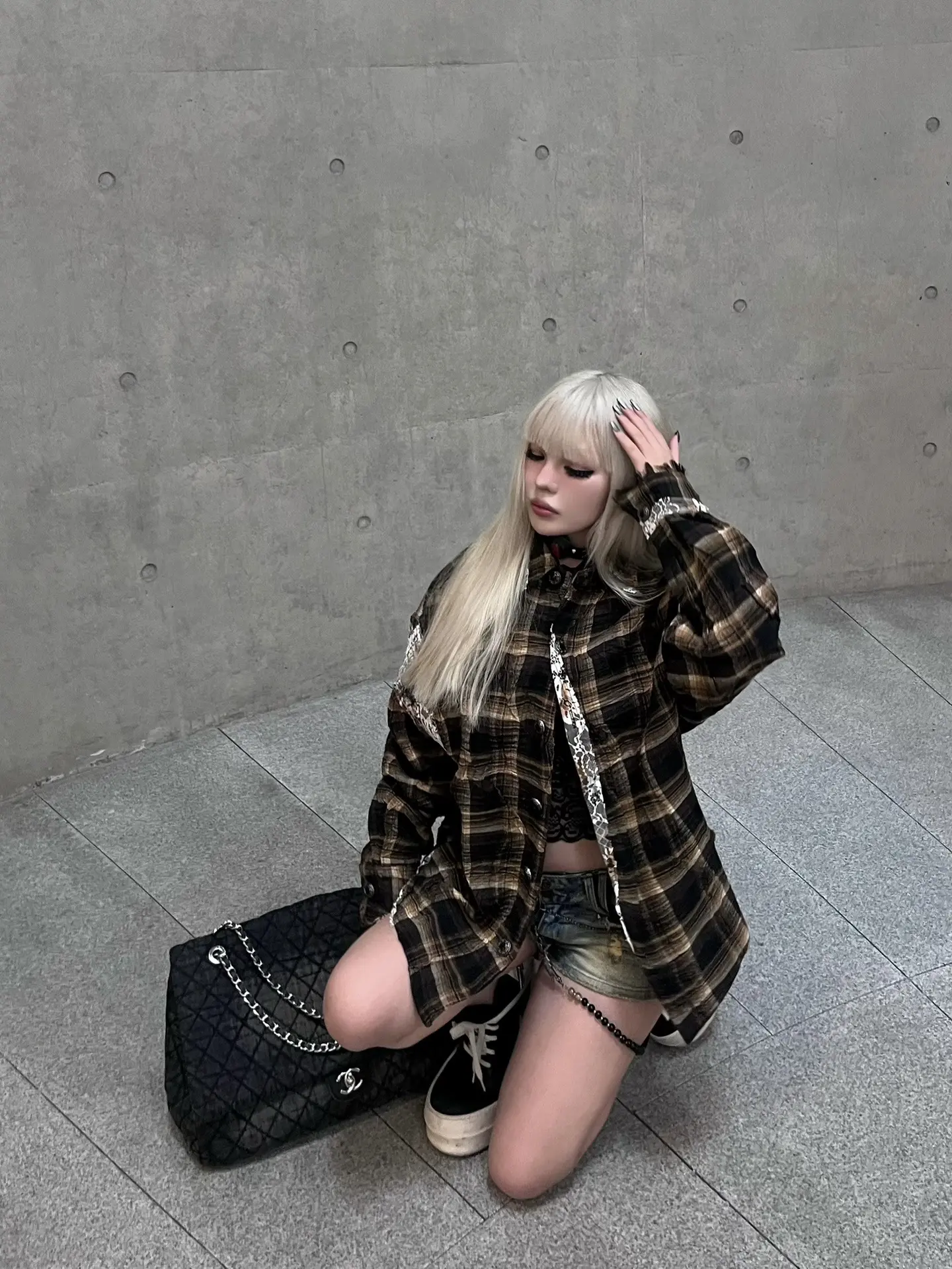 抽象真好 缺爱了发个朋友圈能说我在抽象 嘴瘾犯 了聊个烧能说我在抽象 ...