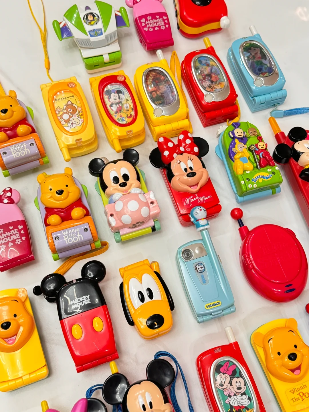 🍪“✧。迪士尼翻盖手机✧*｡🍭✨