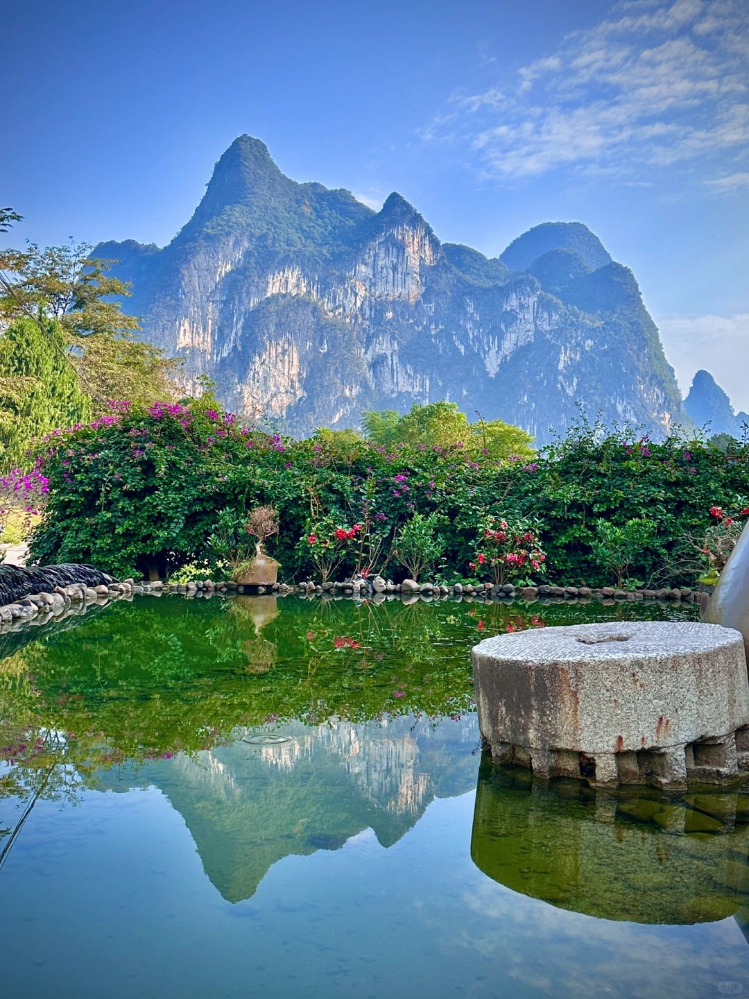 live图《国家地理》没骗我！！九马画山美到失语
