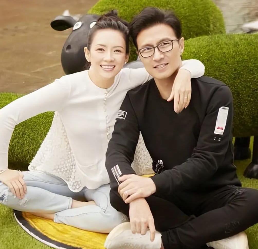 汪峰和章子怡断不干净，

不是因为爱情而是孩子把他们连住了

汪峰还爱不爱章子怡