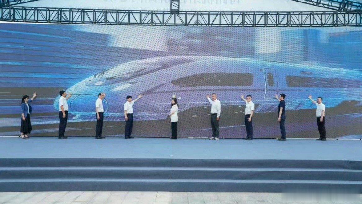 全国首条诗路高铁工会驿站服务链在临海启动长期运营沉淀，驿站形成标准化运营体系，以