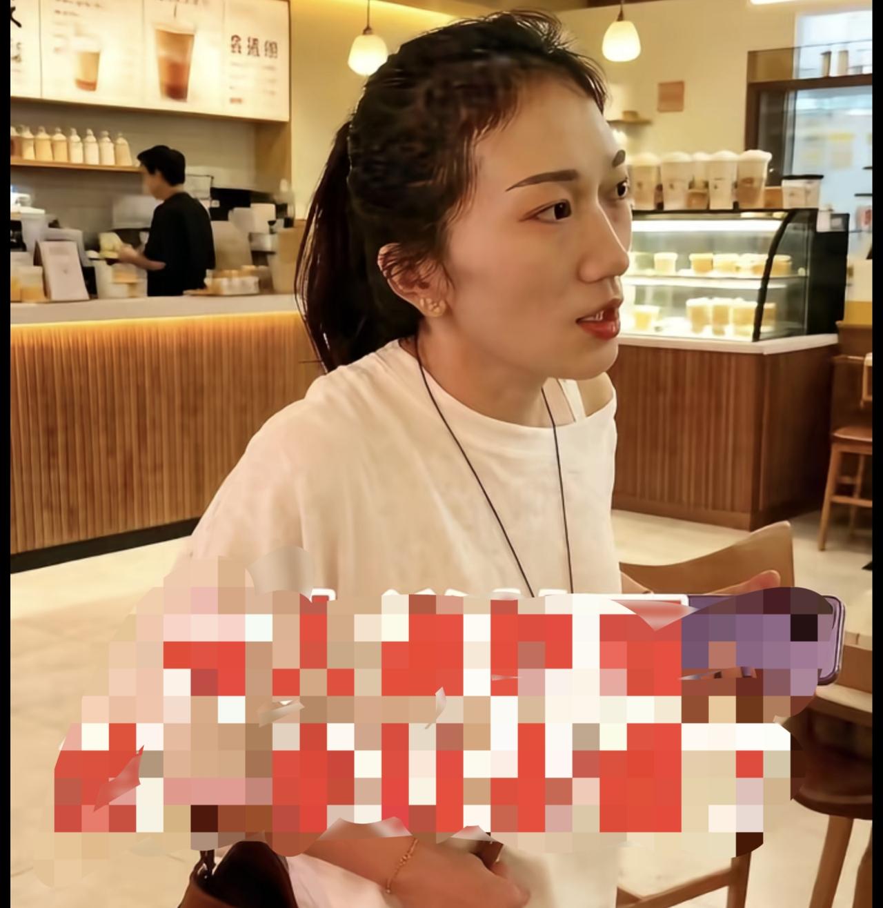 林丽越来越懂得自我安慰了
厉爸开播5分钟在线6000加 厉爸厉妈还为厉怀远做了1