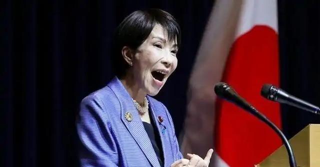 高市早苗的台湾牌，意外解锁了中国的赔款牌！她以为的政治筹码，撞上了1972年豁免