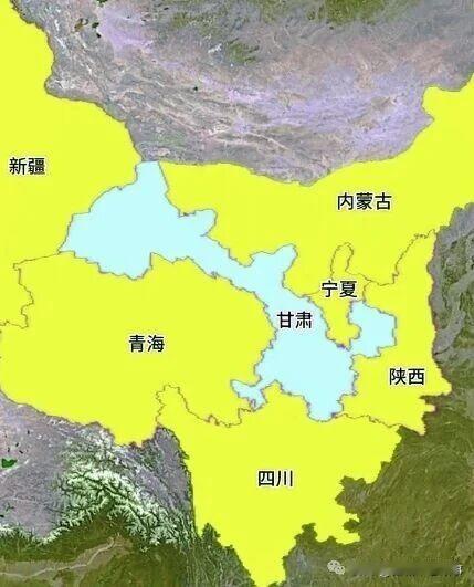 十四个字概括甘肃地图形状的作用：隔蒙藏而牵维疆，卫三秦而窥巴蜀。甘肃地处蒙古高原