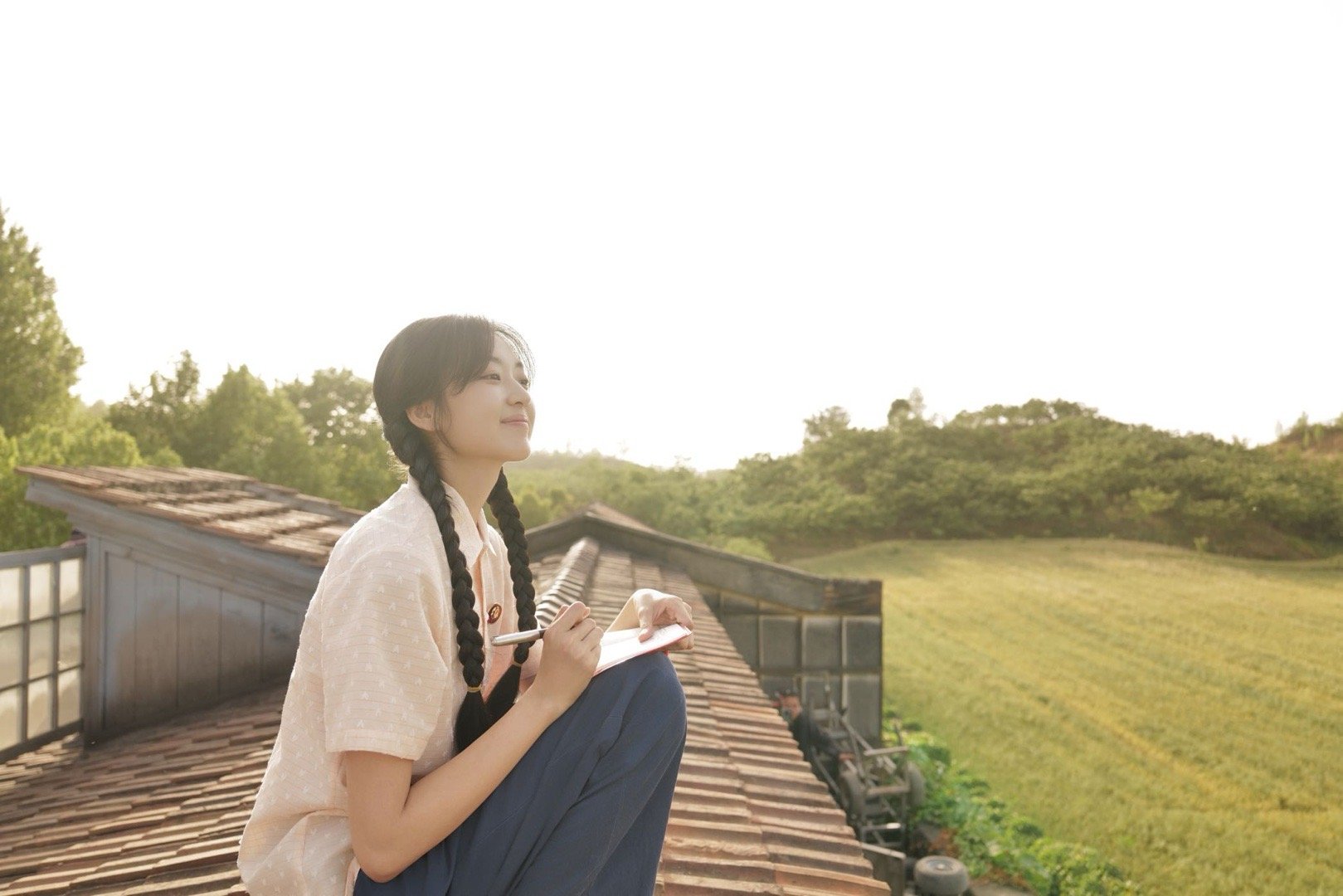 孙千素颜辨识度 孙千素颜真的很曼妙，自带清爽感，而且给人一种大大方方的感觉，爱上