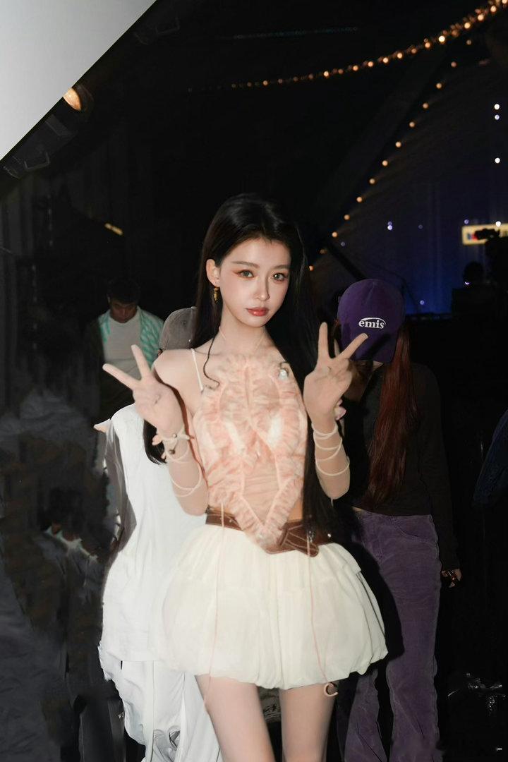 曾沛慈孙怡 在谁的怀中会有感觉乘风2026 她俩的相处方式，像两块拼图。不是完全