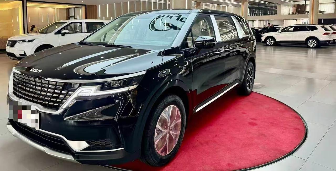 全新26款起亚嘉华，2.0T公务版
指导价28.89万，新车没上牌，可以领国补省