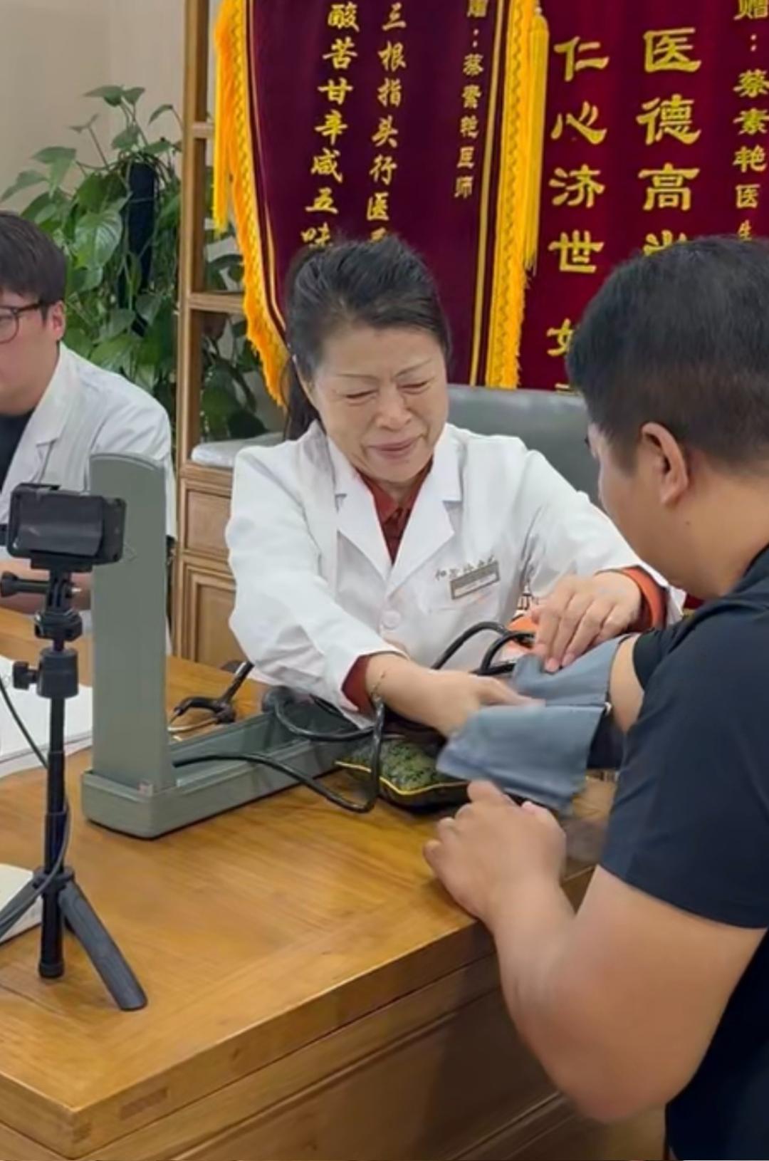 别拿几秒快感，换一辈子顽固早泄！

千万不要被手淫那短暂的快感迷惑，一时舒服，换