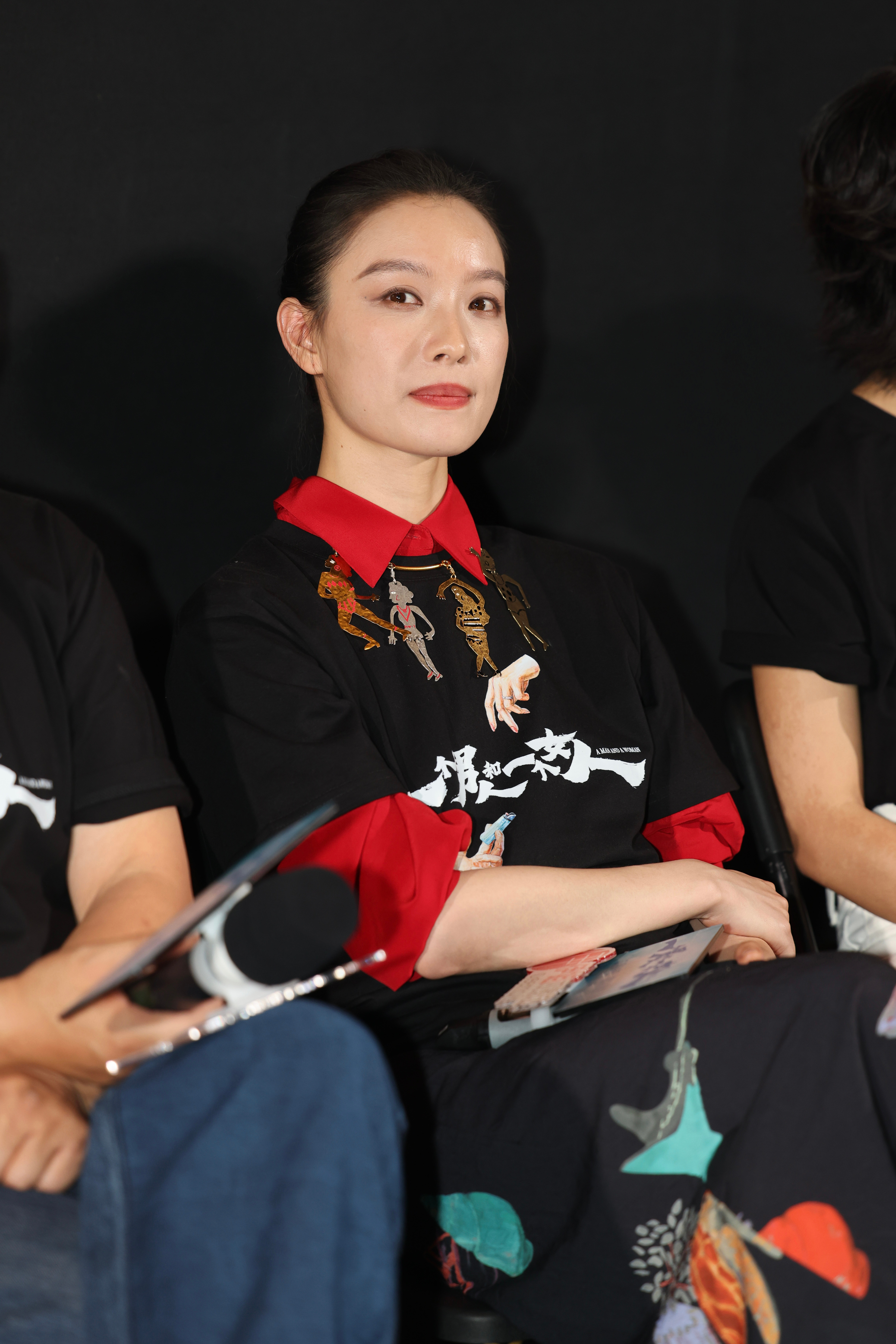 事业、债务、家庭、婚姻、健康……每一样都可以成为瞬间压垮成年人的一块大石头。而当