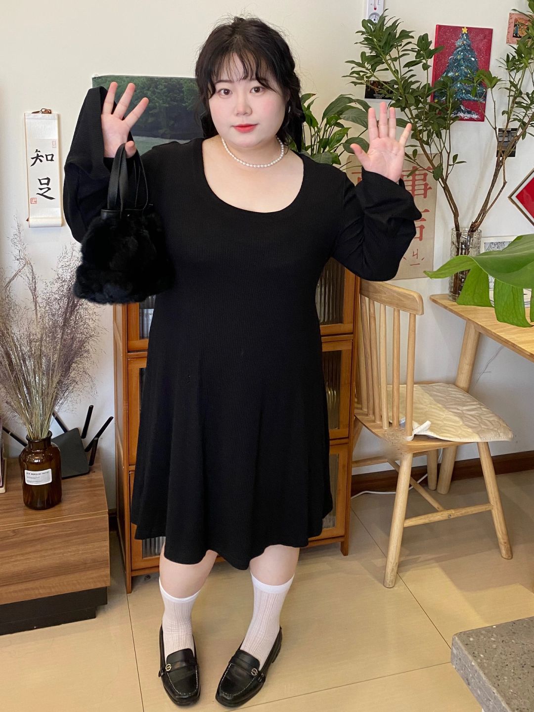 简约不简单｜大码女孩秋冬必备小黑裙👗