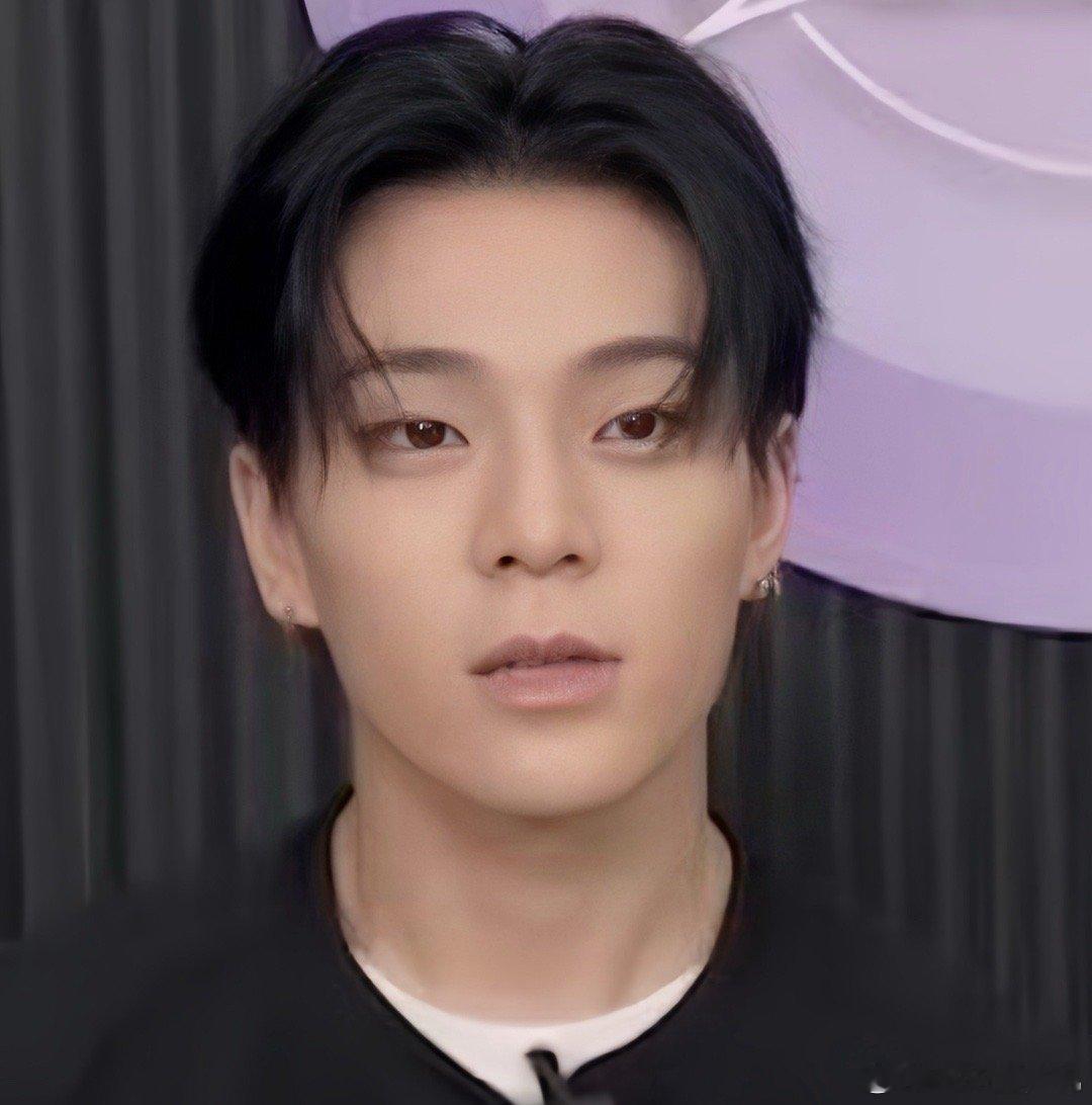 这是陈立农还是李帝努？ ​​​
