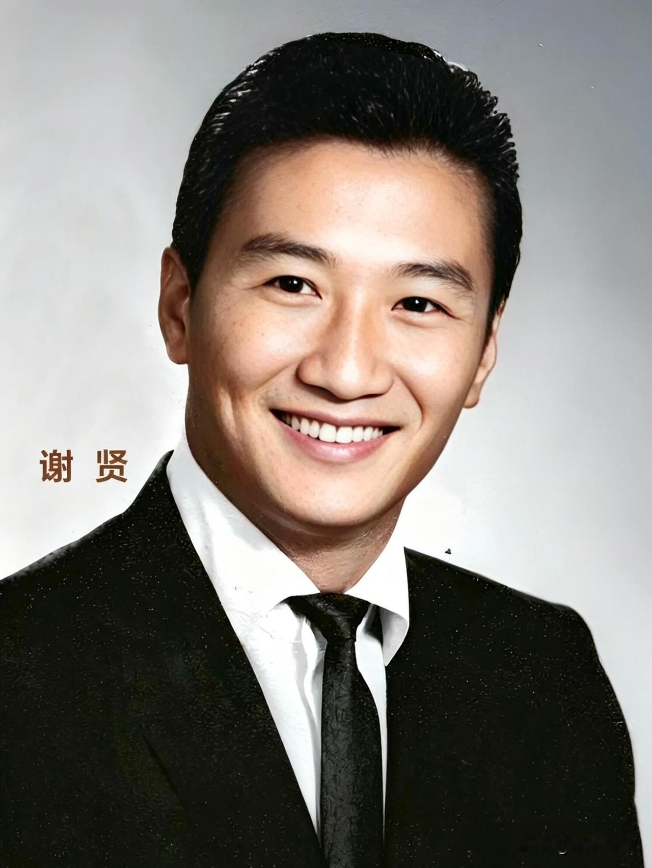 五六十年代粤语片巅峰，没有滤镜特效，演技颜值全靠真功夫。
朱江｜温润雅士，小人物