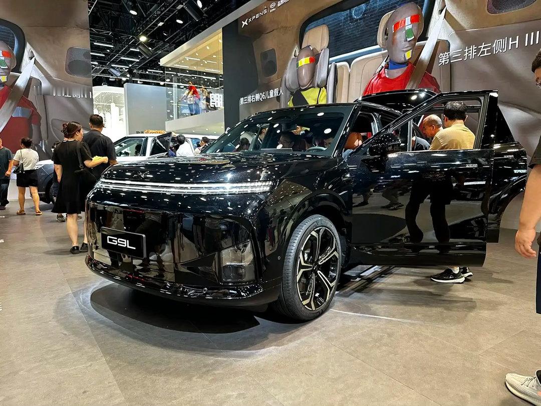 小鹏 G9L 在 2026 年 9 月正式上市，定位中大型纯电 SUV，属于 G