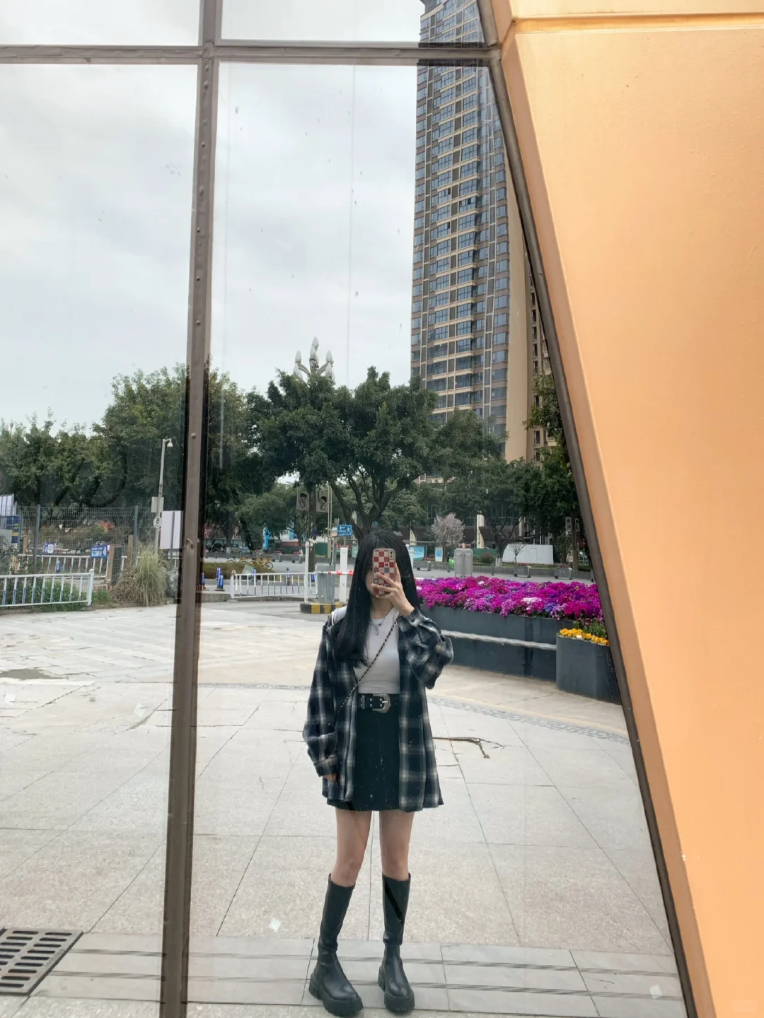 啊啊啊姐妹们配裙子还是裤子好看！！