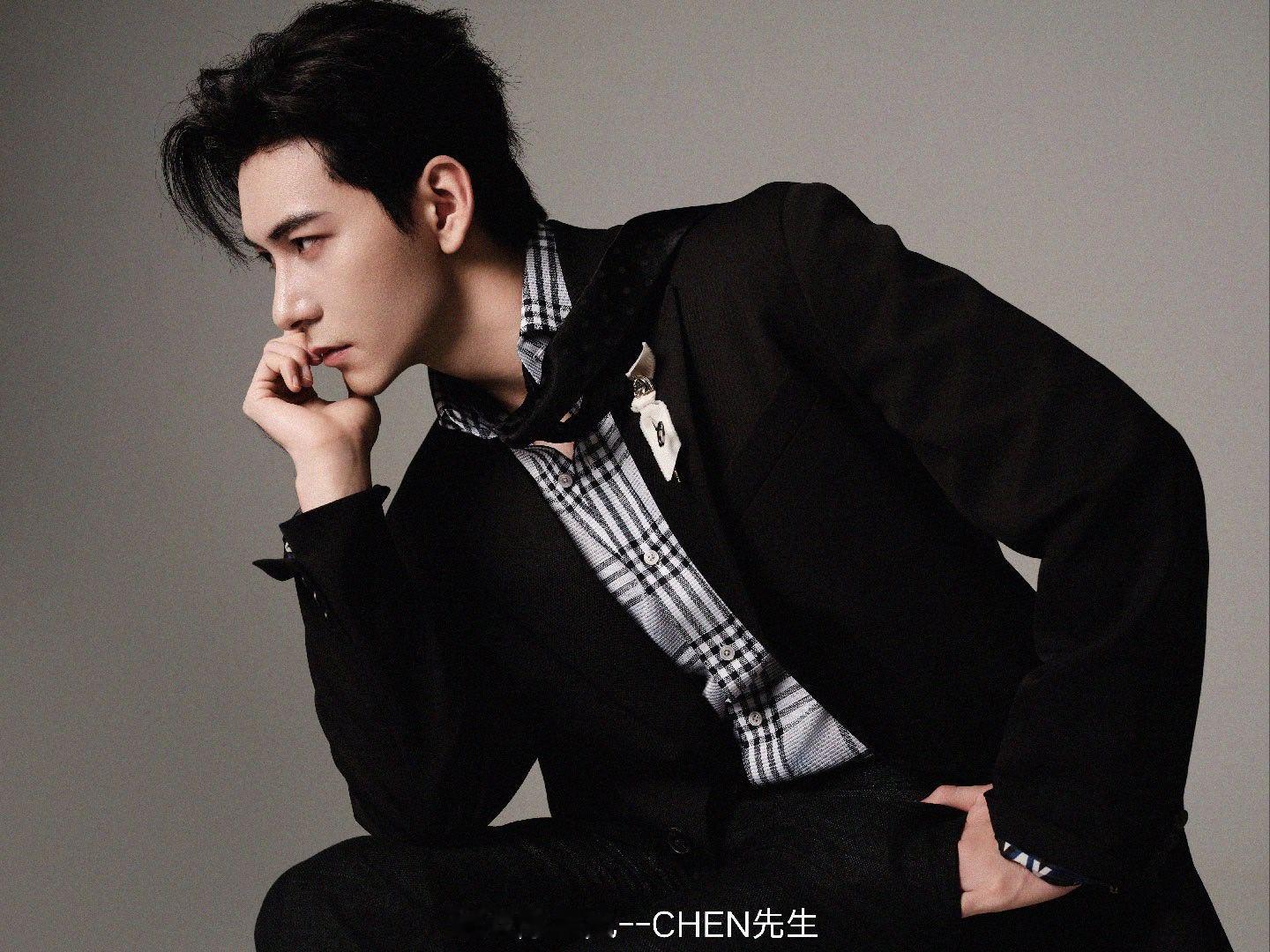 陈星旭 陈星旭爸粉大本营 陈星旭 这套造型很帅~陈星旭炎拓📚陈星旭肖稚宇陈星旭