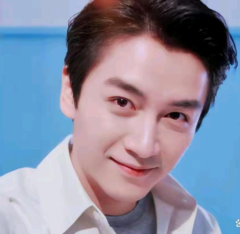 谁的桃花眼最让你着迷？陈晓，梁朝伟，高宏声，朱一龙这四位都有一双与生俱来的桃花眼