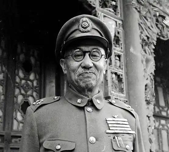 阎锡山是解放军的敌人，但徐向前说：有一件事阎锡山待我不薄。
 
两人同为山西五台