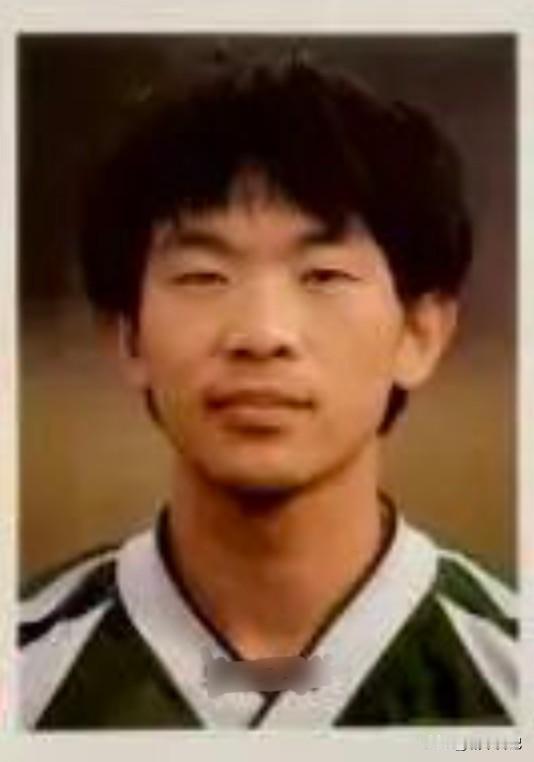 还记得北京国安这位年轻小将他是谁么？出生于1973年龄段，大约在1996赛季开始