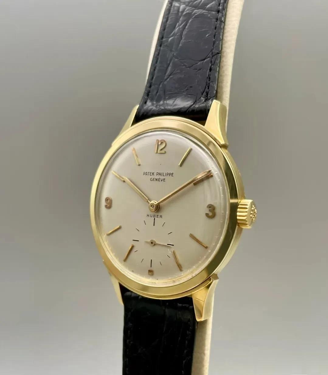  百达翡丽双签名Ref.2569-1，卡拉卓华，黄金材质，36m口径，约1956