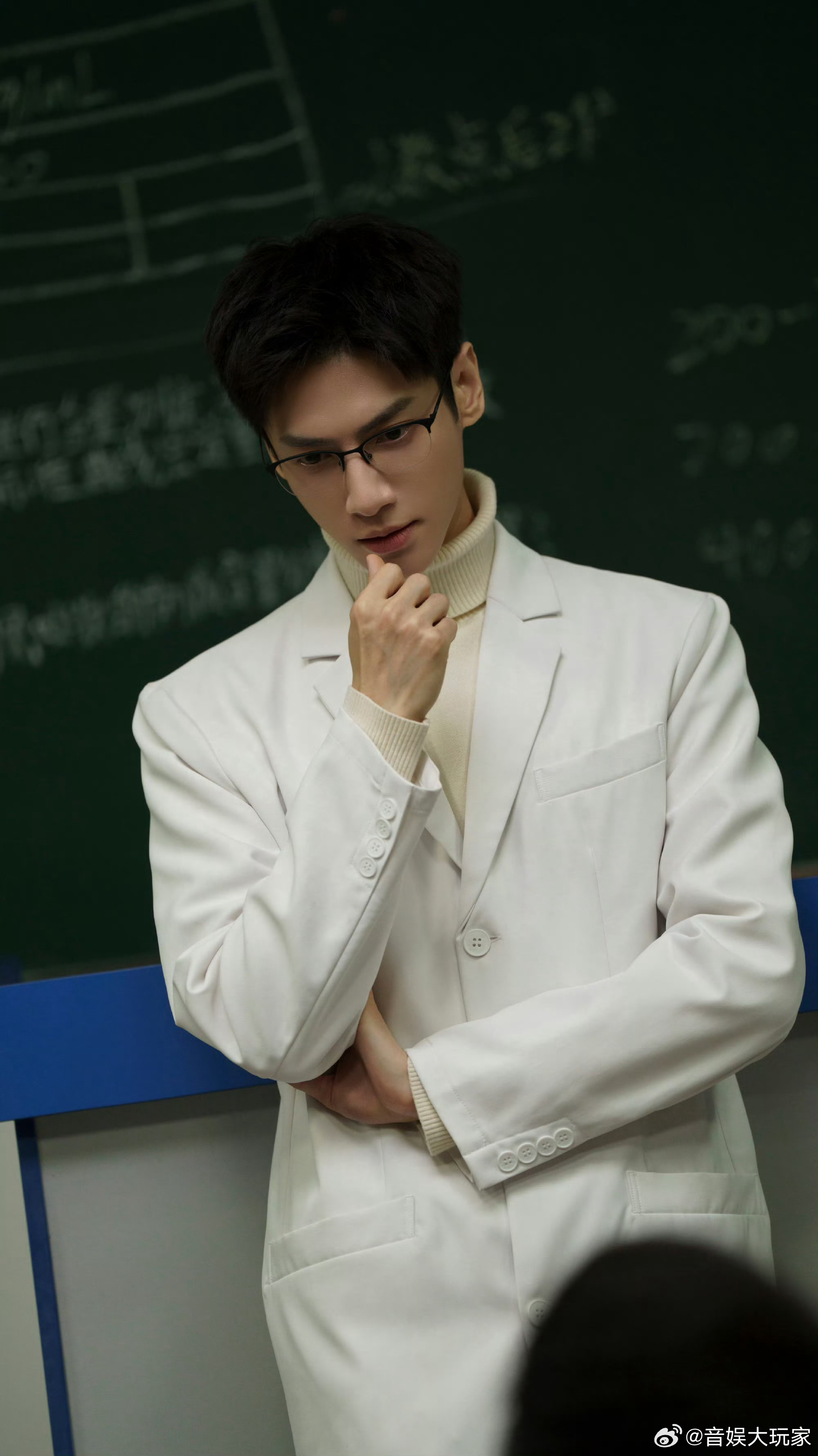 剥茧大结局我还是怀疑罗云熙罗云熙演得也太真了，连师门认证他是好人我都将信将疑……