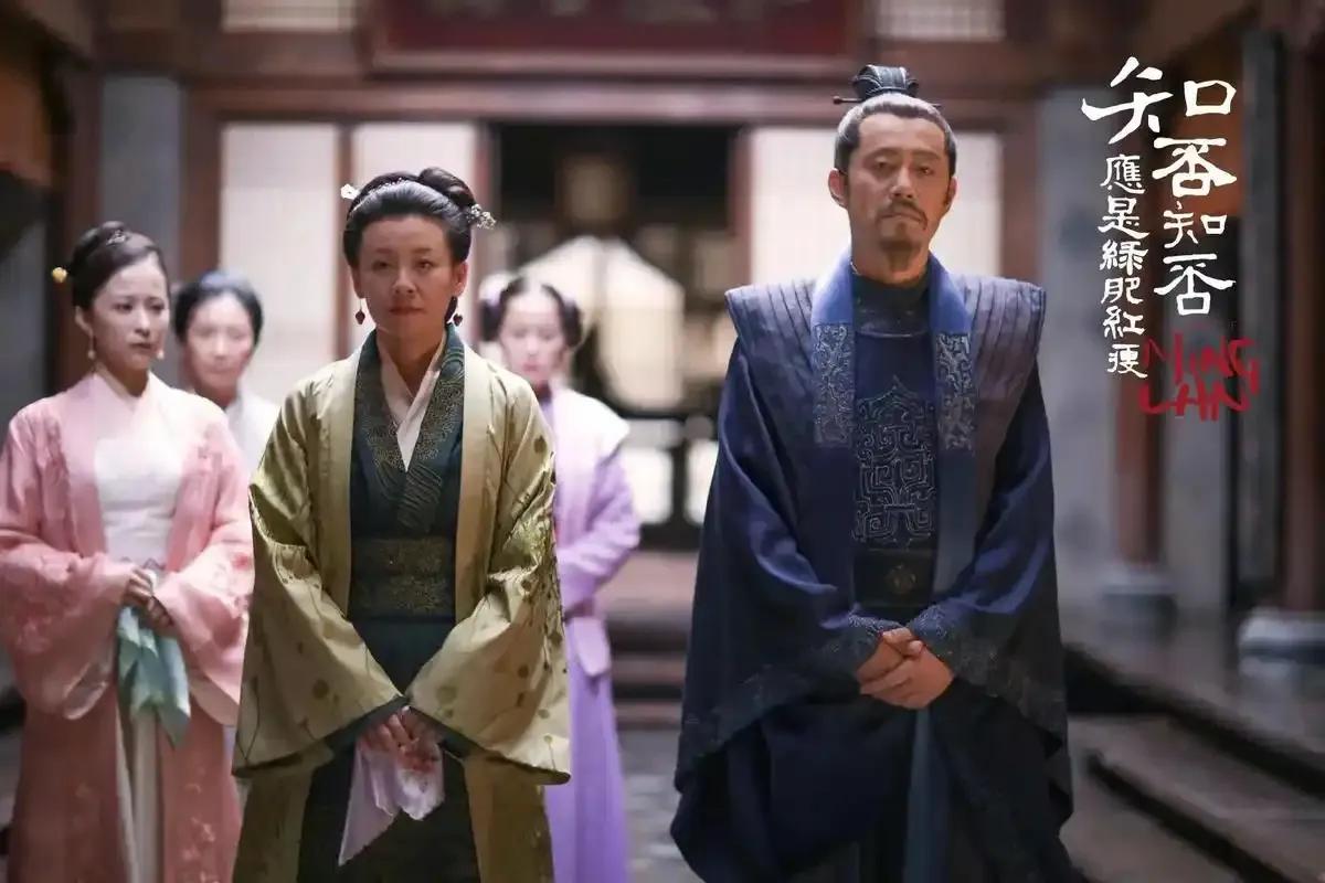 演员的权力还是不能太大，
尤其是剧本的改动，
故事不能集中在一个演员身上，显得不