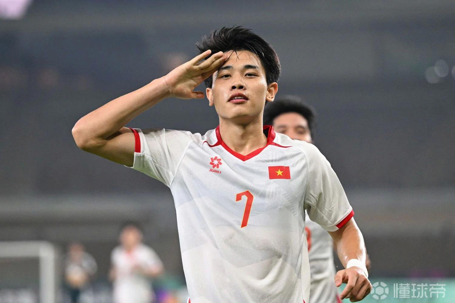 U23亚洲杯，中国队今晚最需要注意越南头号球星阮庭北，他是亚洲同年龄段数得着的好