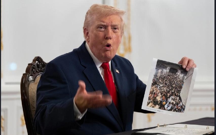 美国总统特朗普周四因不满一名女记者的提问，斥对方“愚蠢”。这是他继本月早些时候嘲