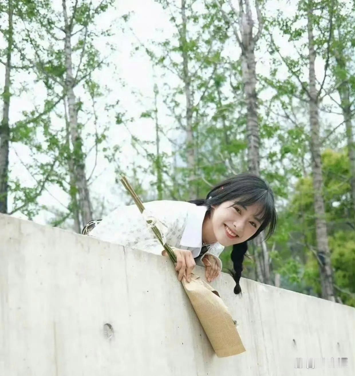 沈月的这张照片居然是这样拍出来的 ?太可爱了 ​​​