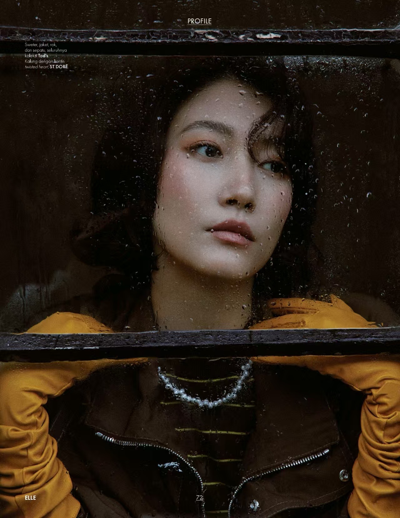 啜妮含蓄有力量的东方美感啜妮无可替代的辨识度含蓄雅致暗藏坚定气场，鲜明辨识度尽显