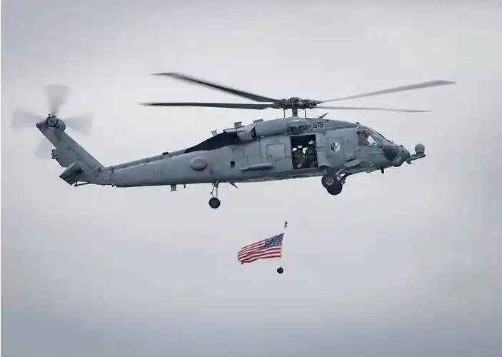 别再吹美军了！看似霸气侧漏，实则早已落伍到没眼看。

估计有人一看到这话就急了：