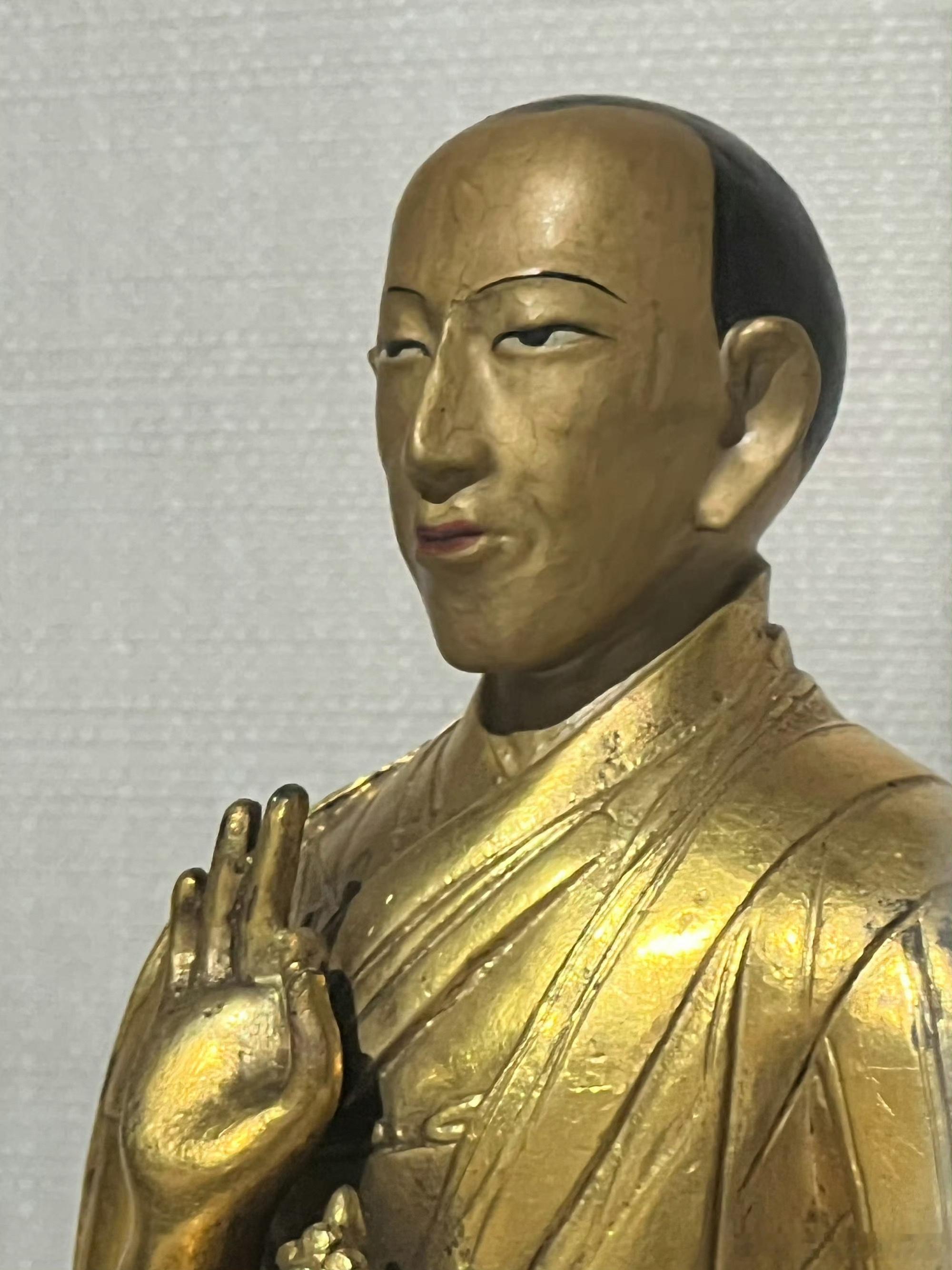 生气时脑子容易掉线，狠话一出口就收不回来了。没有后悔药可吃，但开口前先默念十声阿