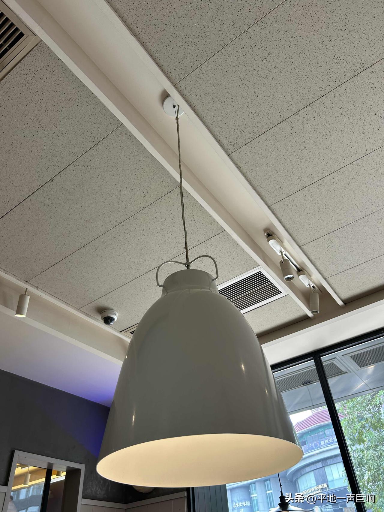 难道就没有人怀疑过一个真相吗？

这个世界对于普通人来说，本来就是多劳少得，这才