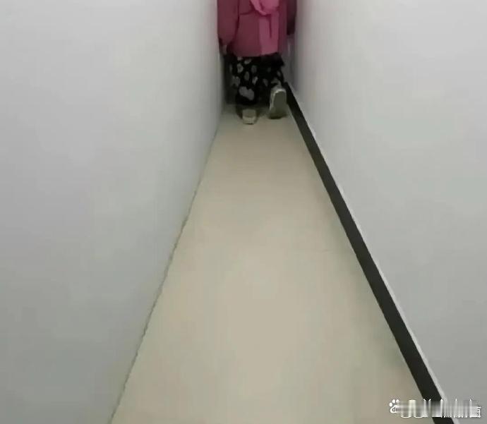 买房送的面积，成了一家人的阴影。 