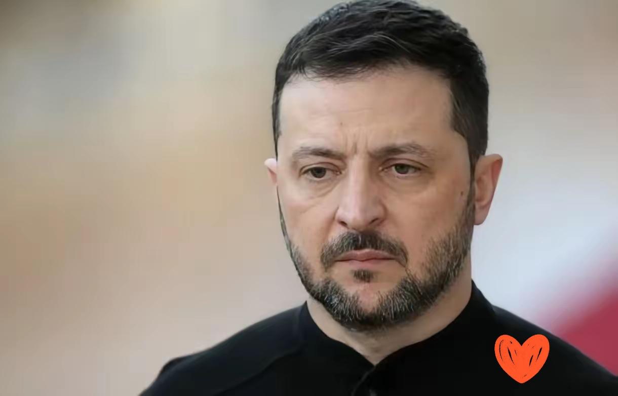 快报！泽连斯基终究还是低头了！2025年12月14日正式宣布放弃加入北约，想用这