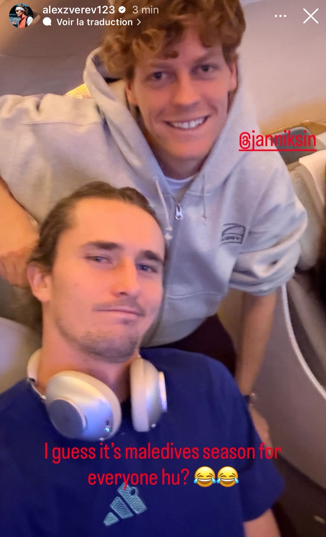 辛纳和兹维列夫做同一架飞机前往马尔代夫度假！