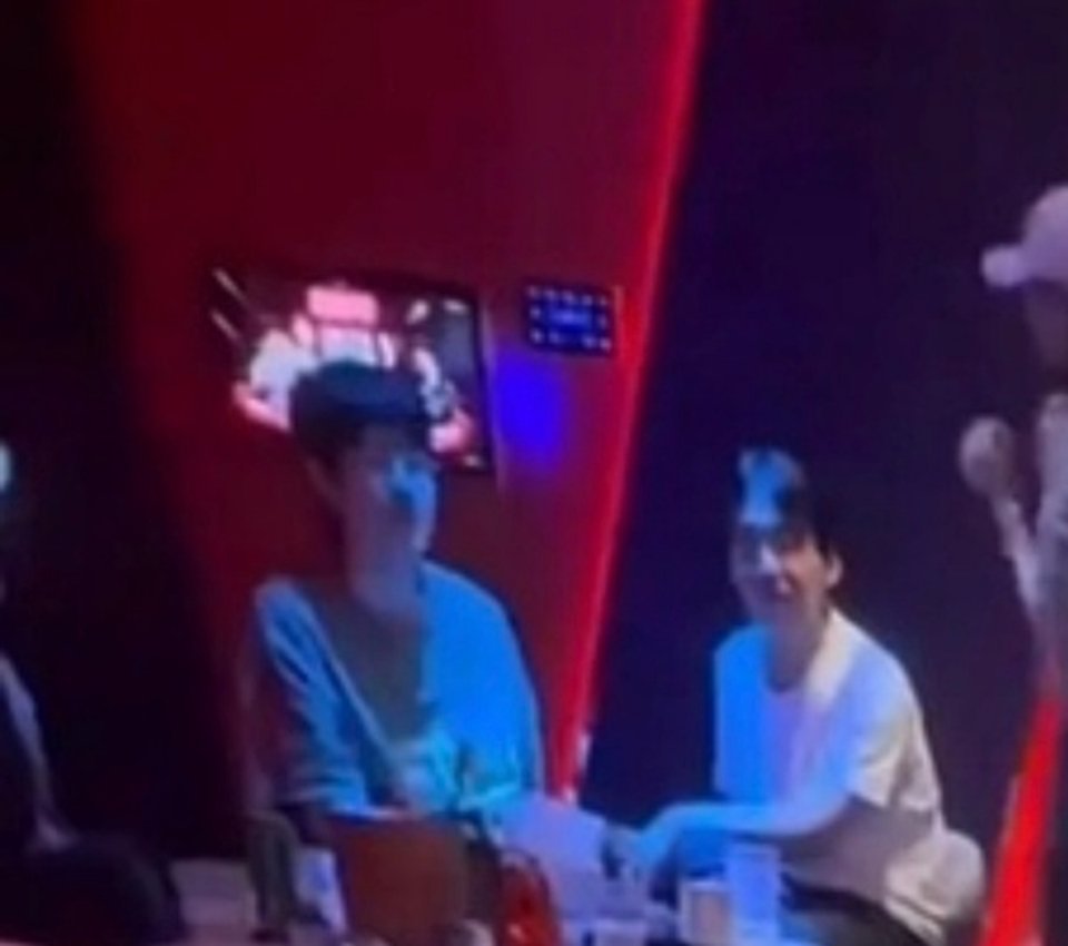 商K话说什么是商k 不懂不懂 来人来科普一下哈哈哈 我刚看还以为是ktv唱歌的呢