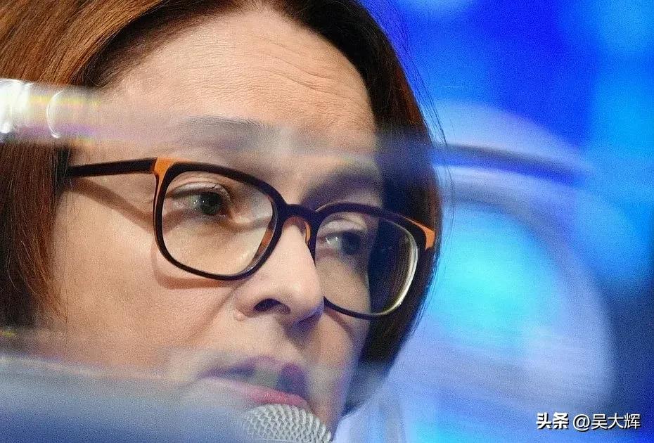 俄罗斯央行行长：油价涨跌对俄都危险--增长=风险，盈余=通胀

油价下跌，预算亏