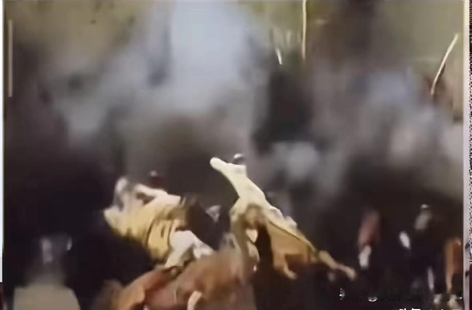 某卫视重启经典剧《还珠格格》，因为当时的技术人员正在修复视频，部分曾经劣迹的艺人