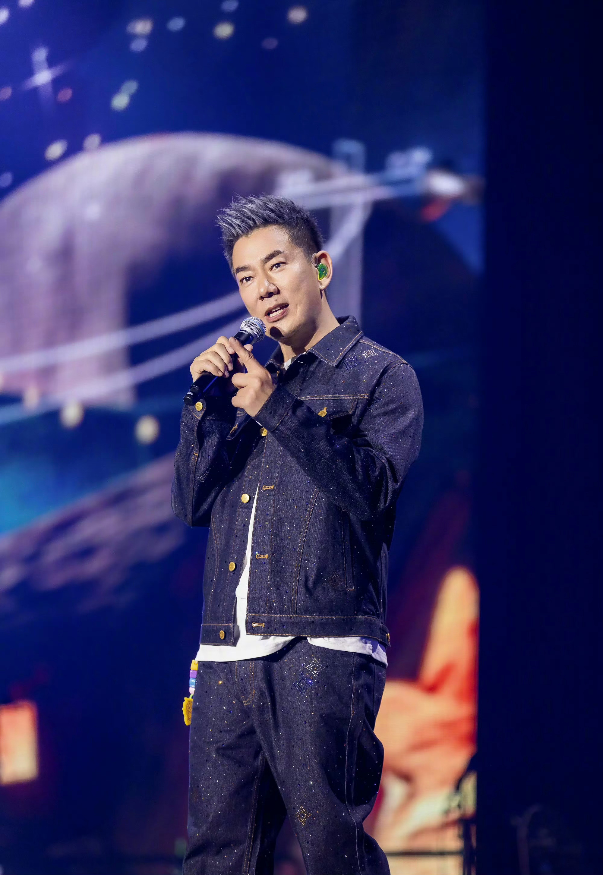 任贤齐成都演唱会 任贤齐2026“齐迹”成都演唱会审批通过又可以在6月和相见了大