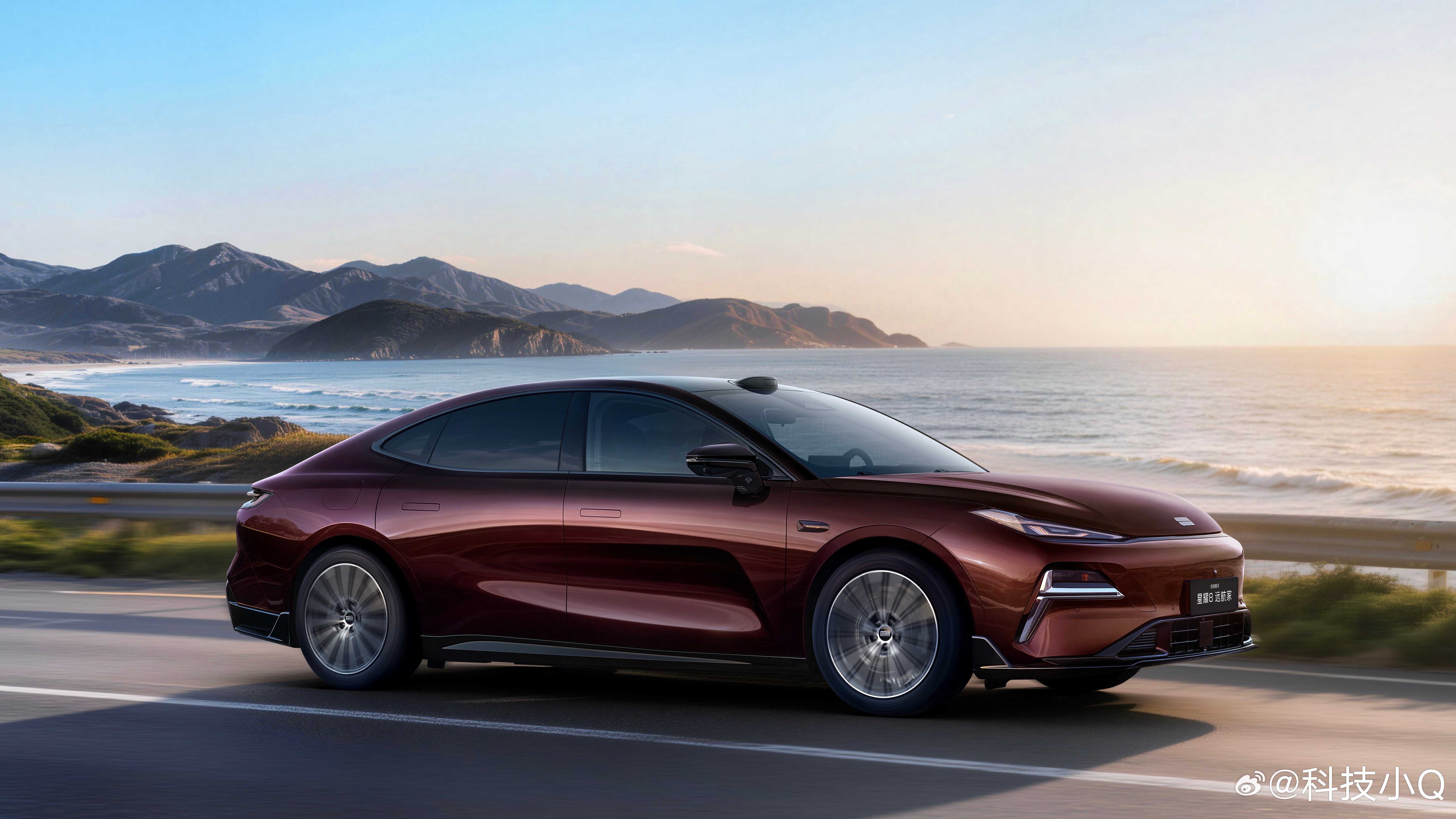 吉利银河星耀8远航家中高级插混轿车销量冠军吉利银河星耀8新款来啦！ 225km 