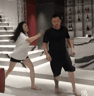 小姐姐：这招对于我来说，无解。