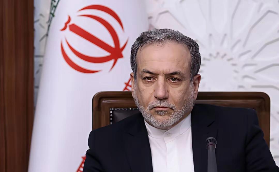 正所谓“当局者迷，旁观者清”，因为阿曼的一个提议，伊朗外长立即再次飞去巴基斯坦。