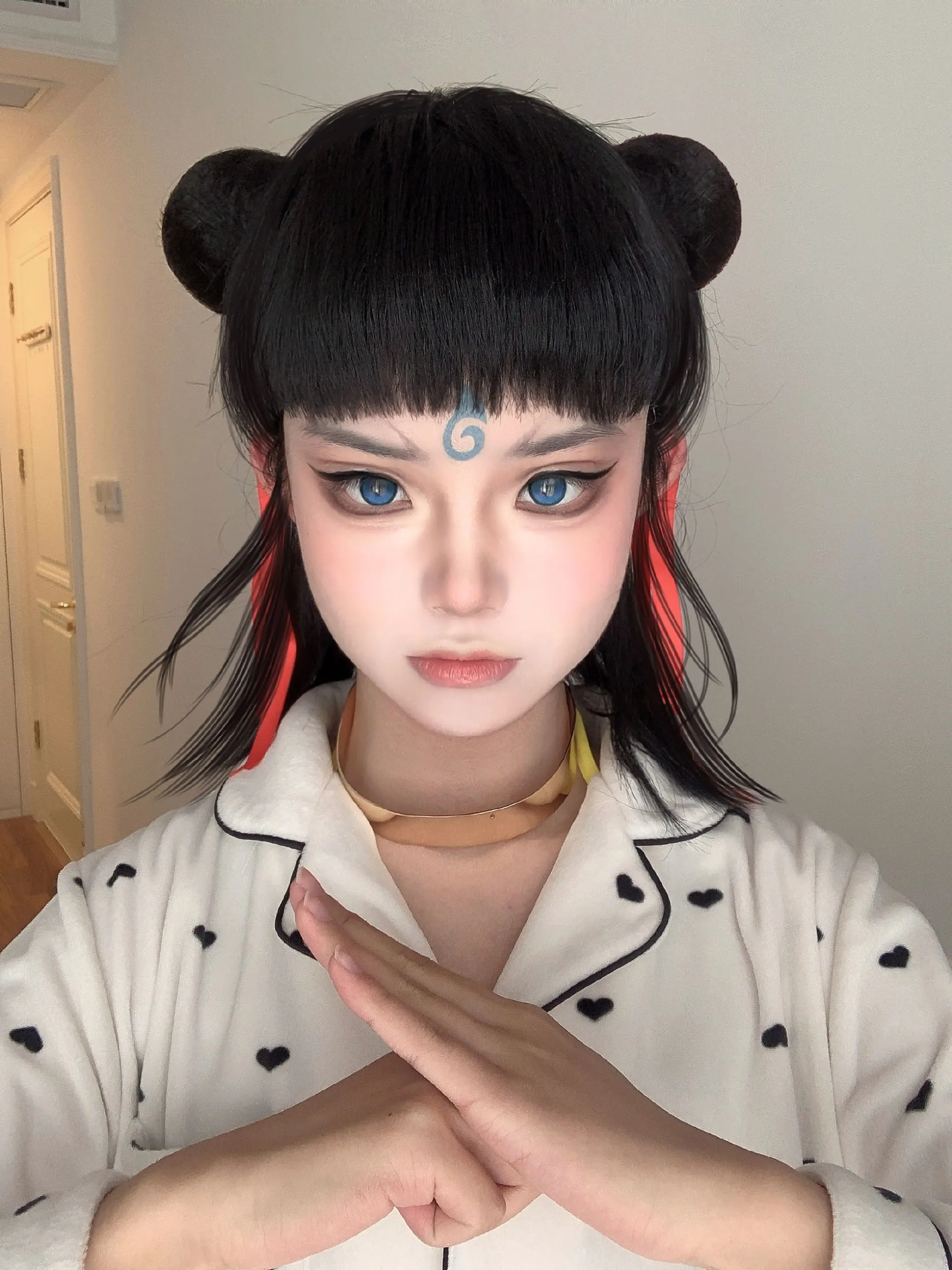 拍都拍了还是发一下，每张都修的不一样啊啊。灵珠版哪吒cos