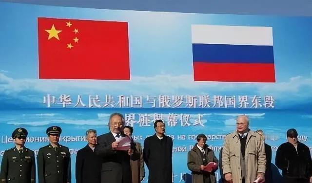 同是“不平等条约”被割让的领土，香港澳门能回归祖国，为什么海参崴却不能？

香港