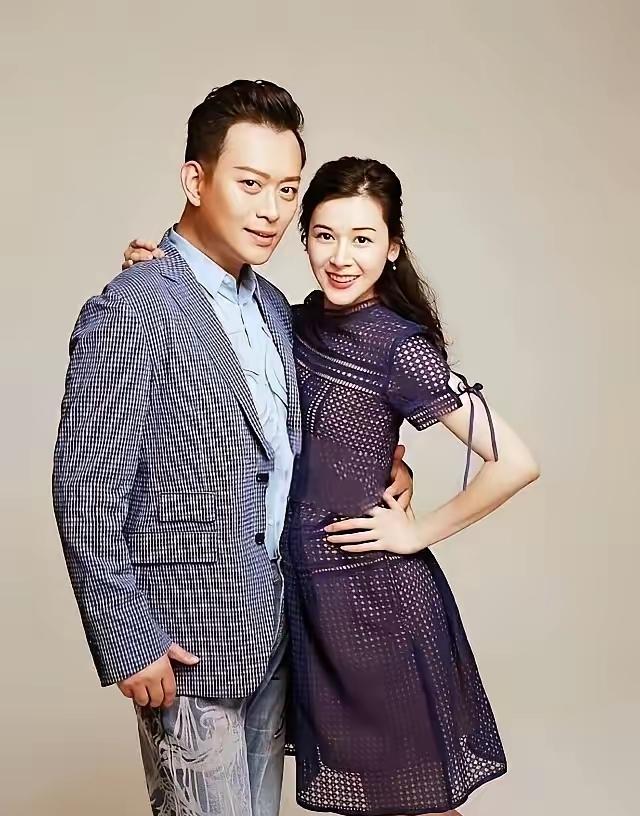 黄海冰两段婚姻道破真相：三观不合的婚姻，终究熬不到圆满
 
娱乐圈的感情聚散层出