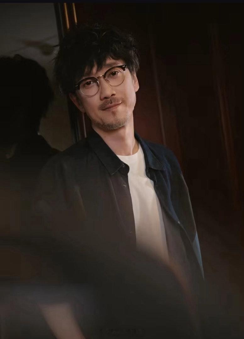 谁懂啊！昨天苏州两场演唱会氛围感直接拉满，周传雄在舞台上当众隔空喊话Ella，温